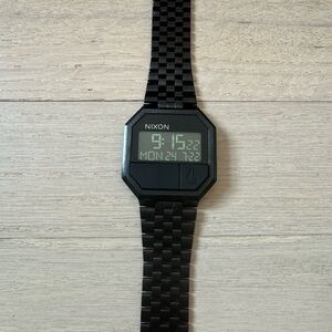 Nixon Re-Run watch